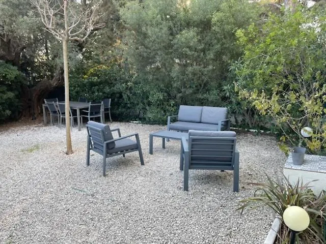 Studio Grand Jardin Minimum 7 Nuits Bandol 0*,  Fransa